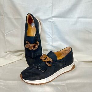 Yellowbox Riska Size 9.5 in Black